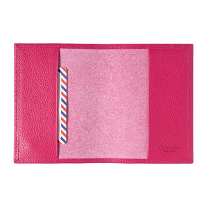 Louis Grained Leather Passport Holder Vie en Rose